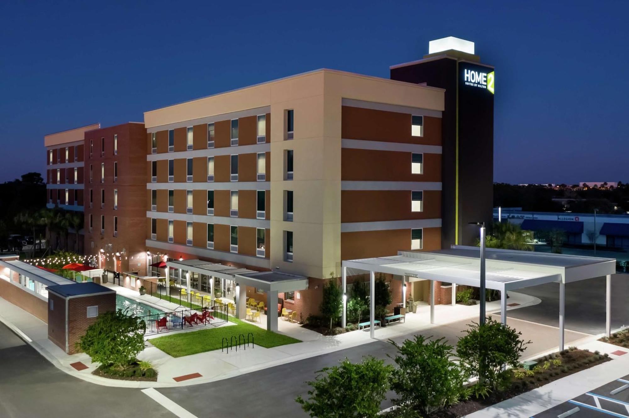 Home2 Suites By Hilton Orlando Near Ucf Exterior photo